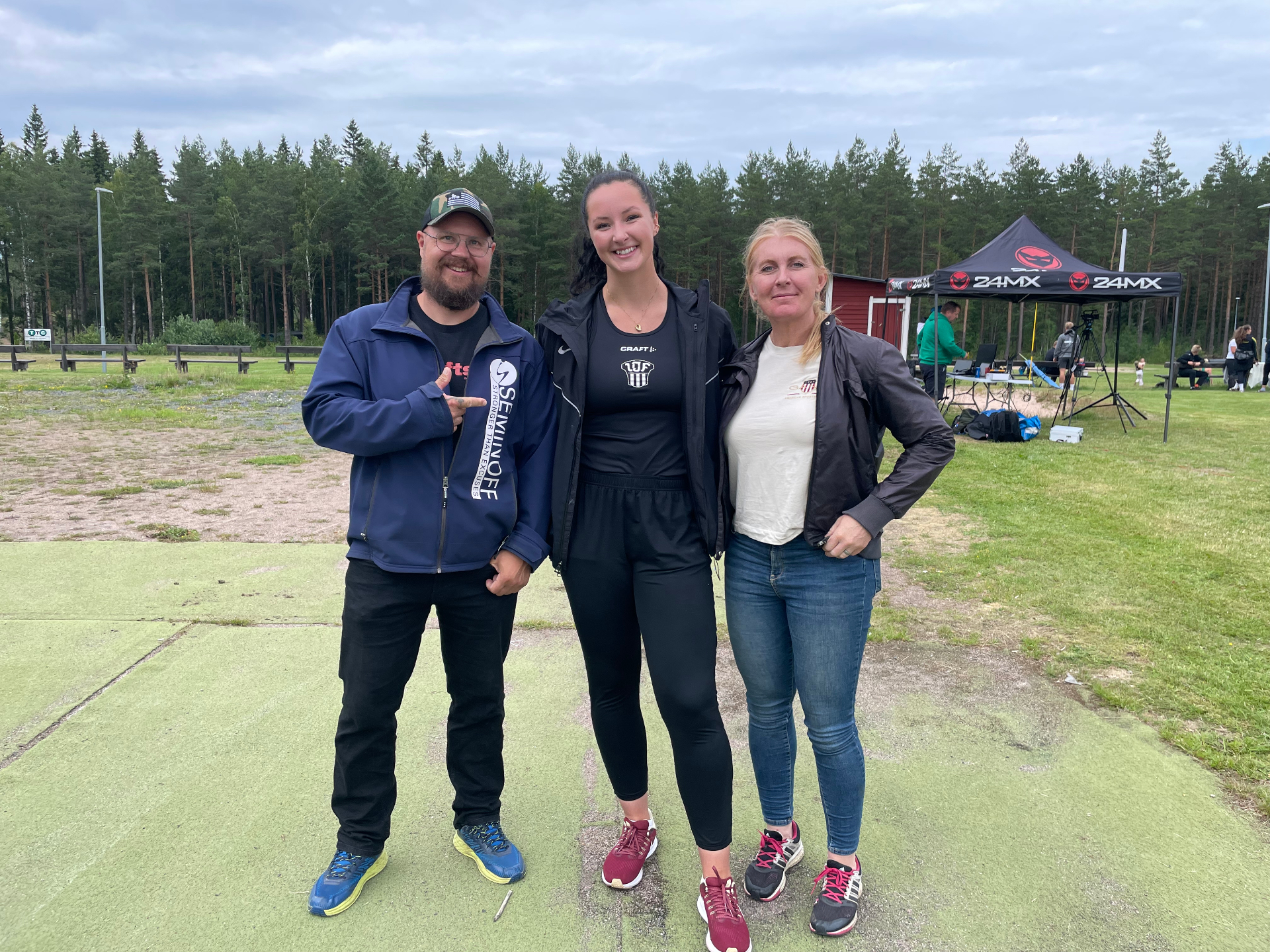 Stefan och teamet bakom Seminoff